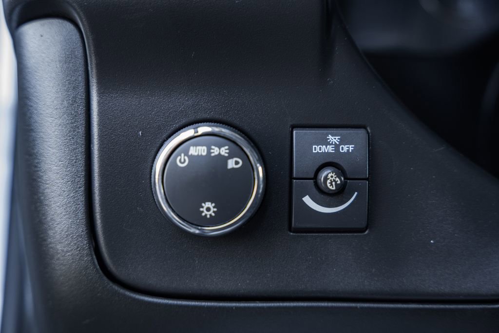 Used 2023 GMC Savana 2500 image 43