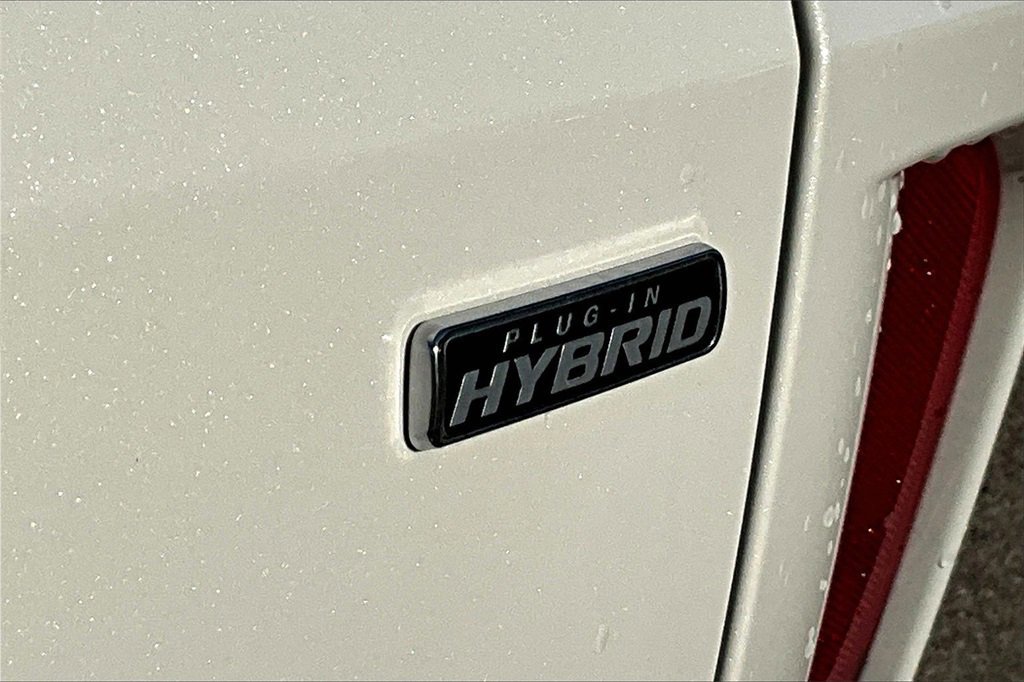 Certified 2023 Ford Escape SE image 10