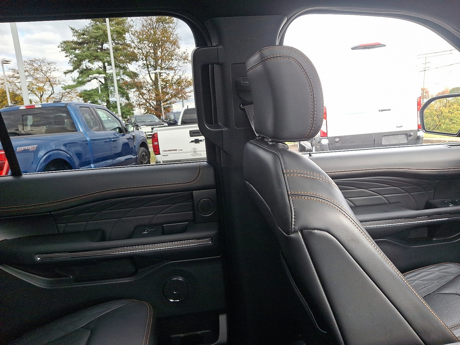 Certified 2022 Ford Expedition Max Platinum image 13