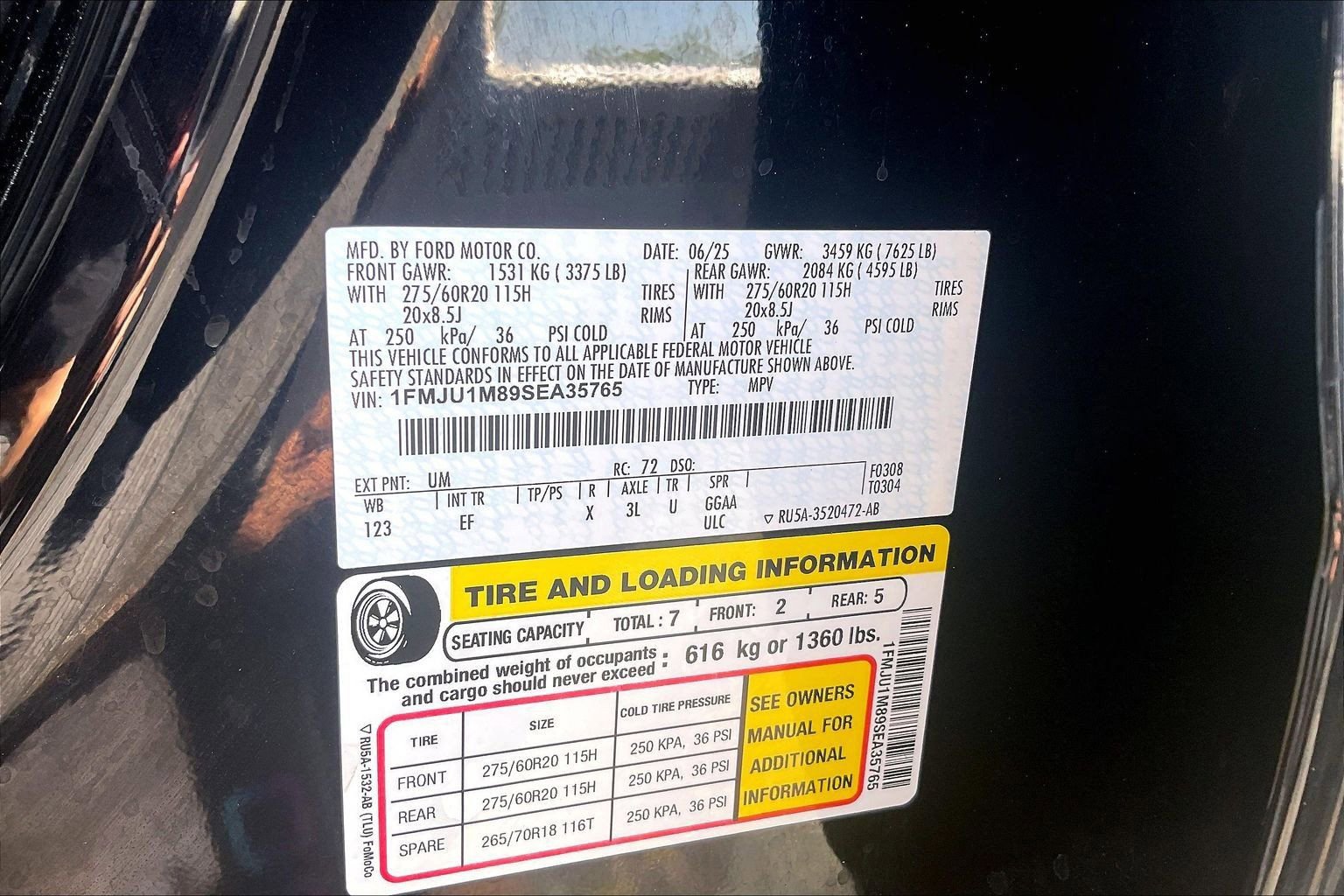 Certified 2025 Ford Expedition Platinum AWD/4WD image 28