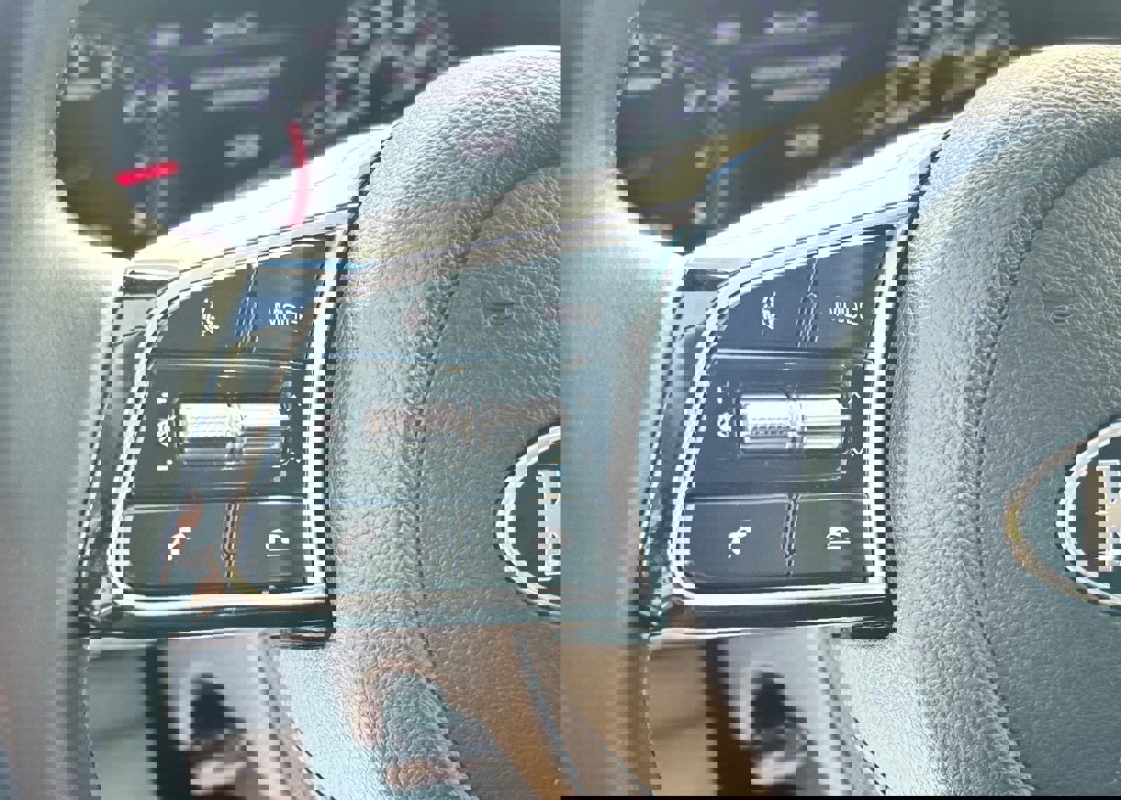 Used 2021 Kia Seltos SX image 29