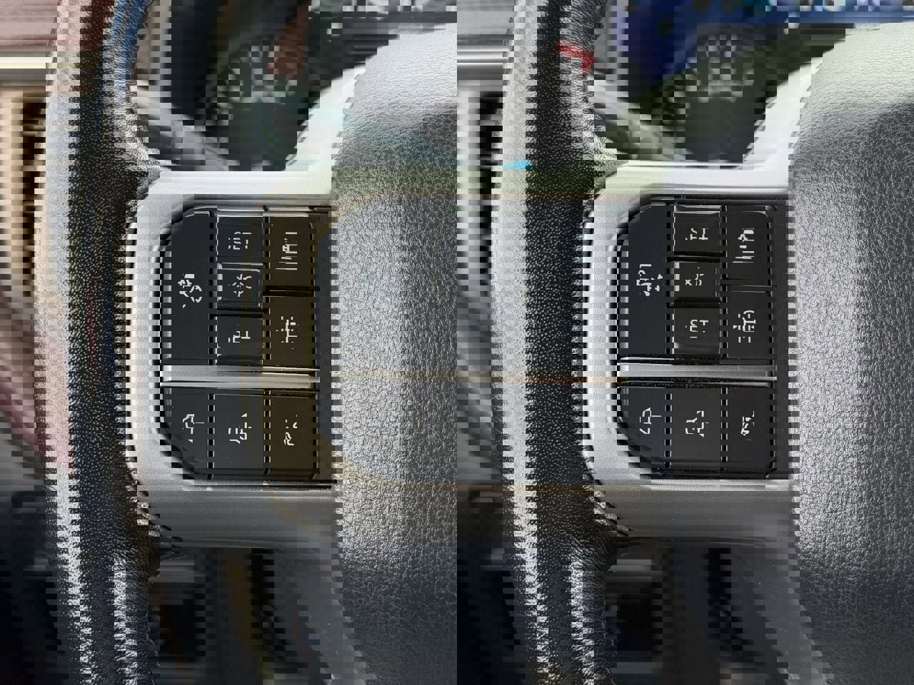 Certified 2023 Ford Expedition Limited image 17