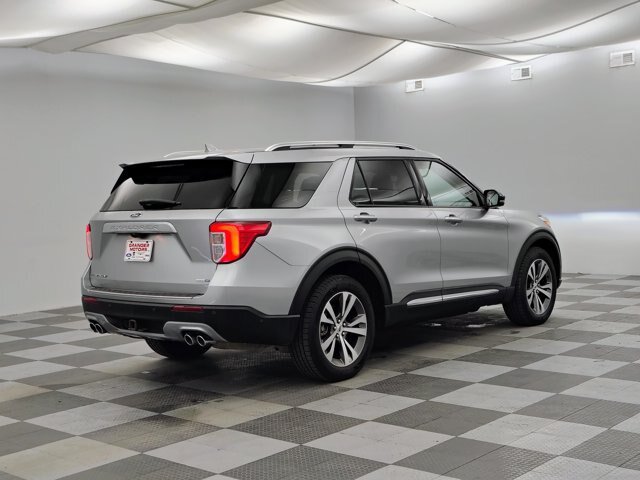Certified 2020 Ford Explorer Platinum w/ Premium Technology Package AWD/4WD image 12