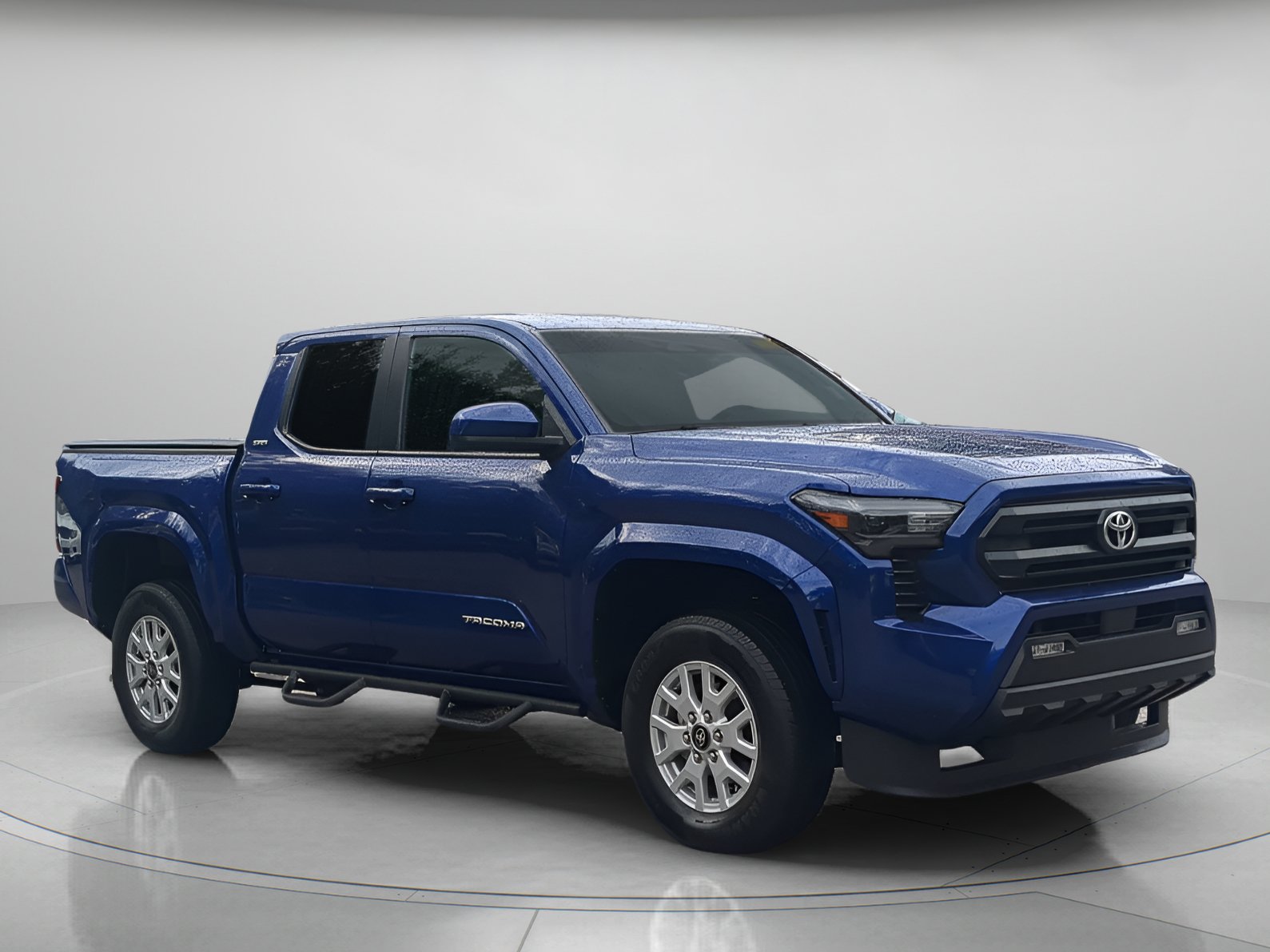 Used 2025 Toyota Tacoma SR5 RWD image 38