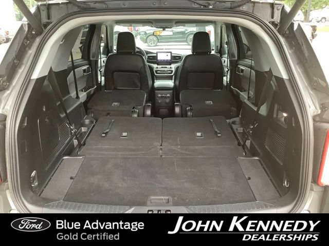 Certified 2023 Ford Explorer XLT w/ Equipment Group 202A AWD/4WD image 36