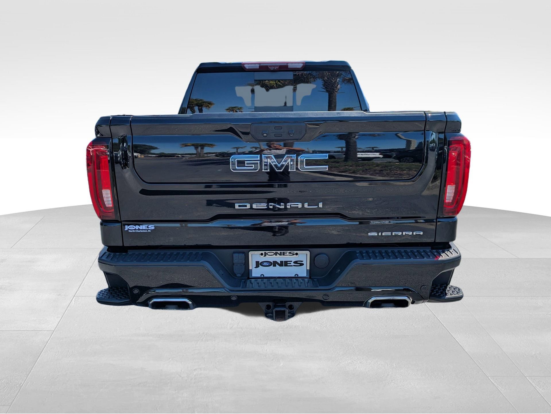 Used 2023 GMC Sierra 1500 Denali Ultimate AWD/4WD image 7