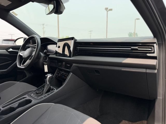 Used 2025 Volkswagen Jetta Sport FWD image 10