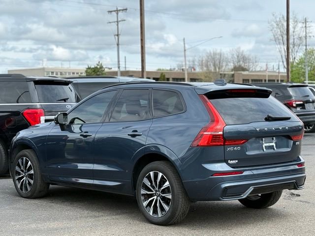 Used 2023 Volvo XC60 B5 Plus AWD/4WD image 45