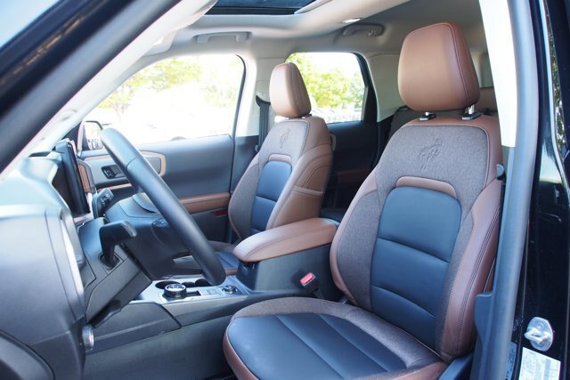 Certified 2025 Ford Bronco Sport Outer Banks w/ Outer Banks Tech Package+ AWD/4WD image 16
