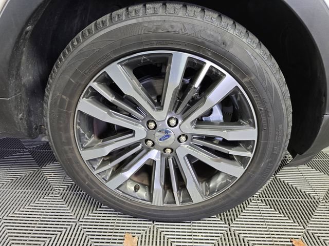 Certified 2017 Ford Explorer Platinum AWD/4WD image 9