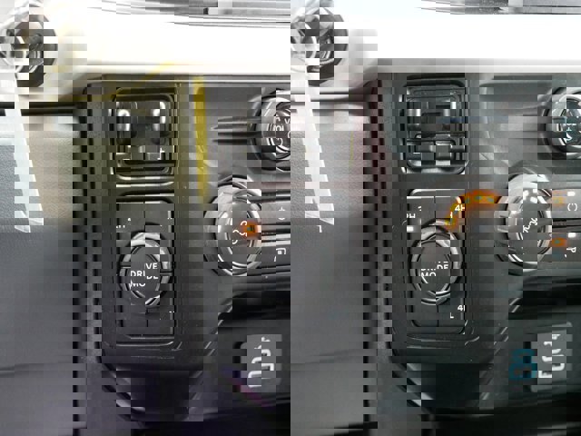 Certified 2024 Ford F250 XLT image 30