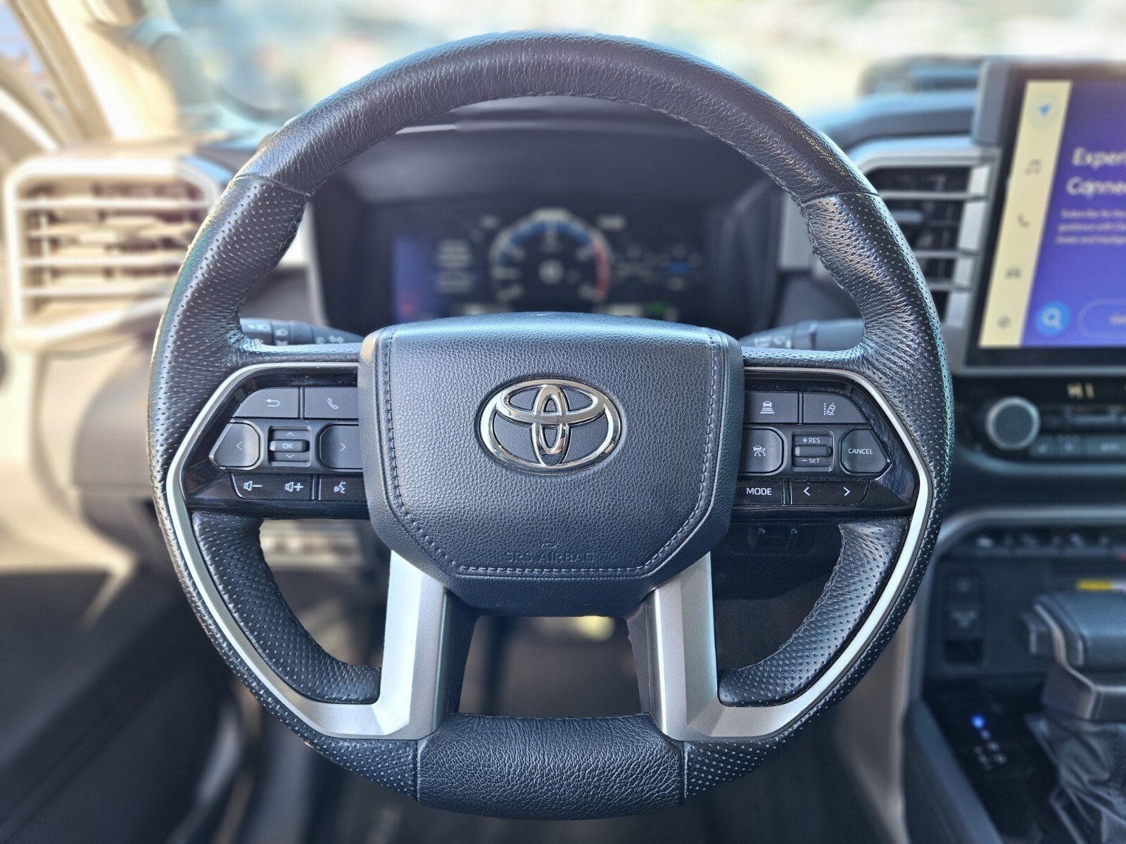 Used 2024 Toyota Tundra Limited image 28