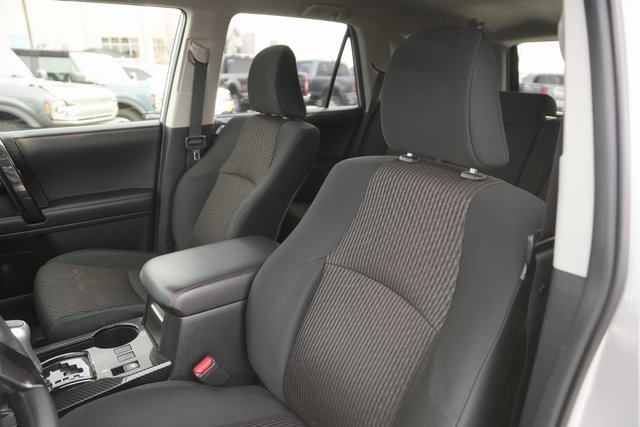 Used 2024 Toyota 4Runner TRD Off-Road image 10