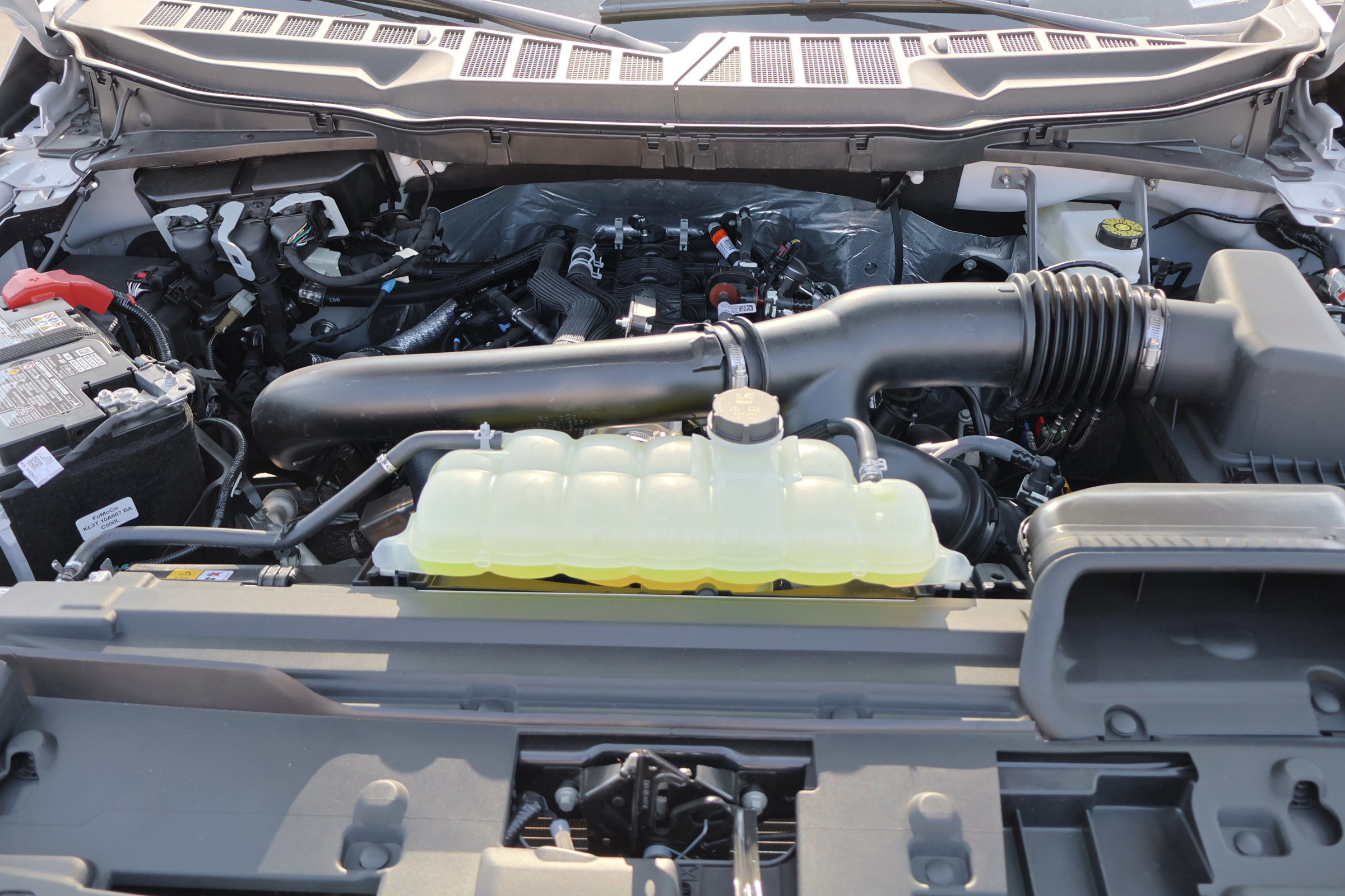 Certified 2025 Ford F150 Lariat w/ Equipment Group 501A Mid image 43