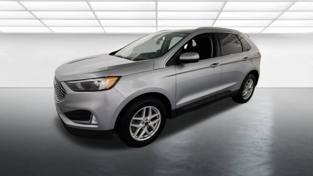 Certified 2024 Ford Edge SEL w/ Convenience Package AWD/4WD image 3