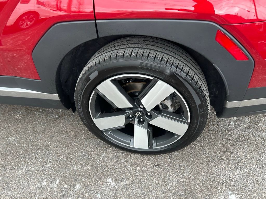 Used 2025 Hyundai Santa Fe Limited image 32