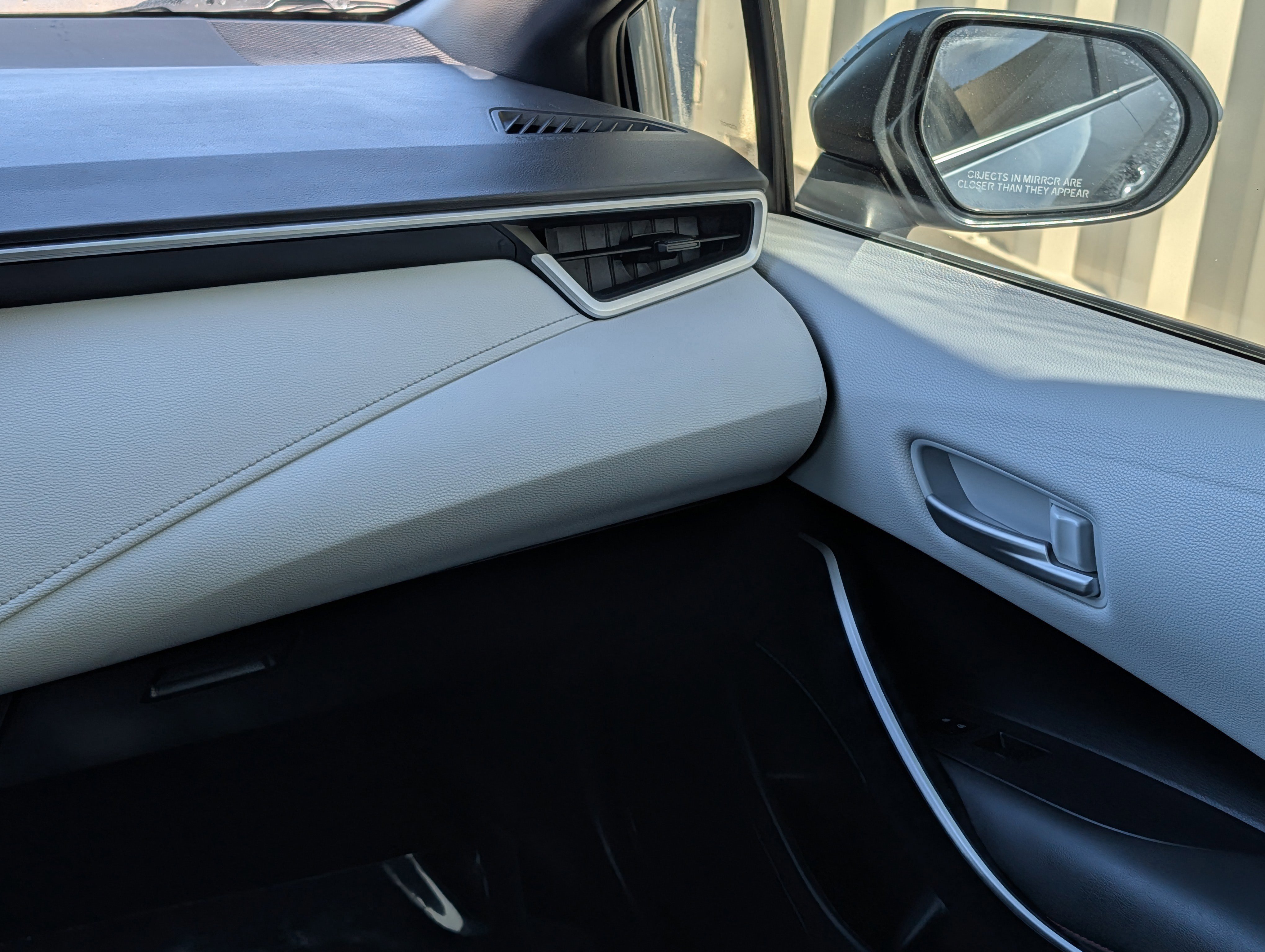 Used 2023 Toyota Corolla SE image 16