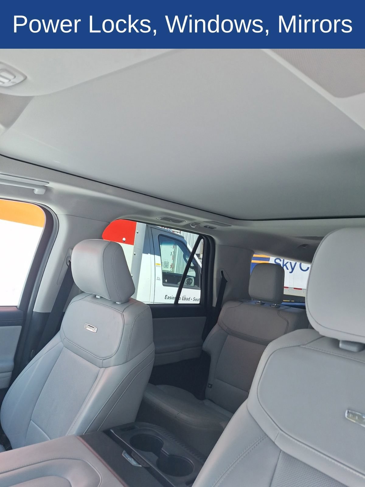 Certified 2025 Ford Expedition Max Platinum w/ Driver's Package AWD/4WD image 19