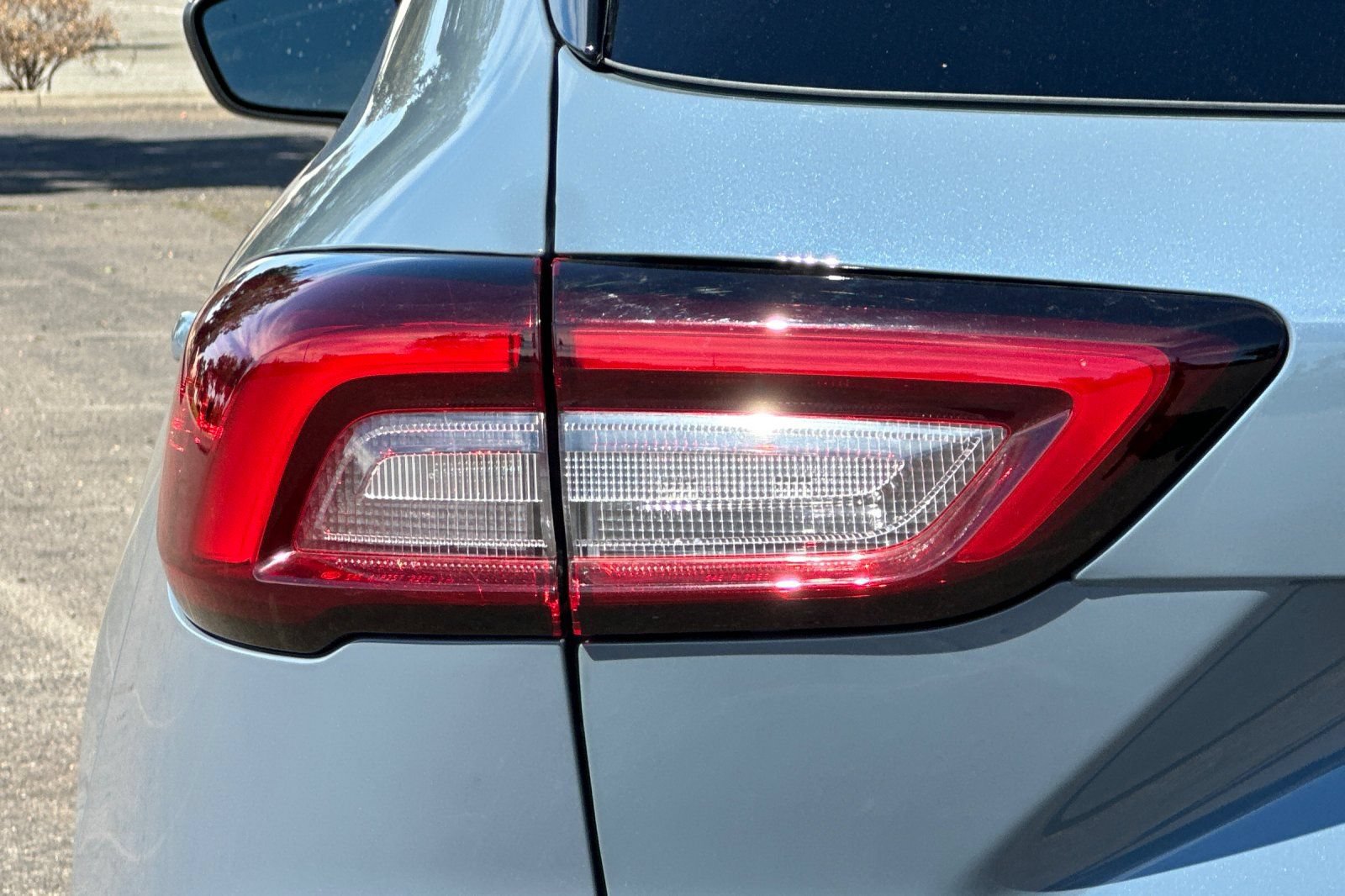 Certified 2025 Ford Escape SE FWD image 49