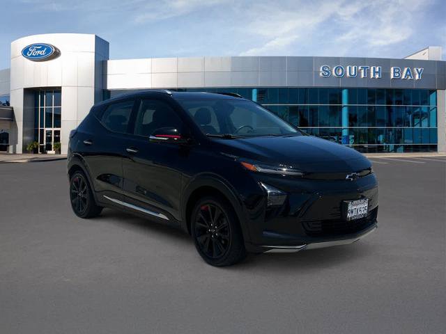 Used 2023 Chevrolet Bolt EUV Premier w/ Sun & Sound Package FWD image 7