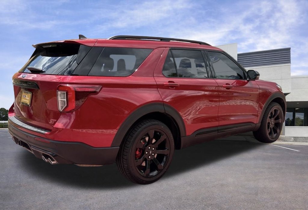 Certified 2023 Ford Explorer ST w/ Equipment Group 401A AWD/4WD image 9
