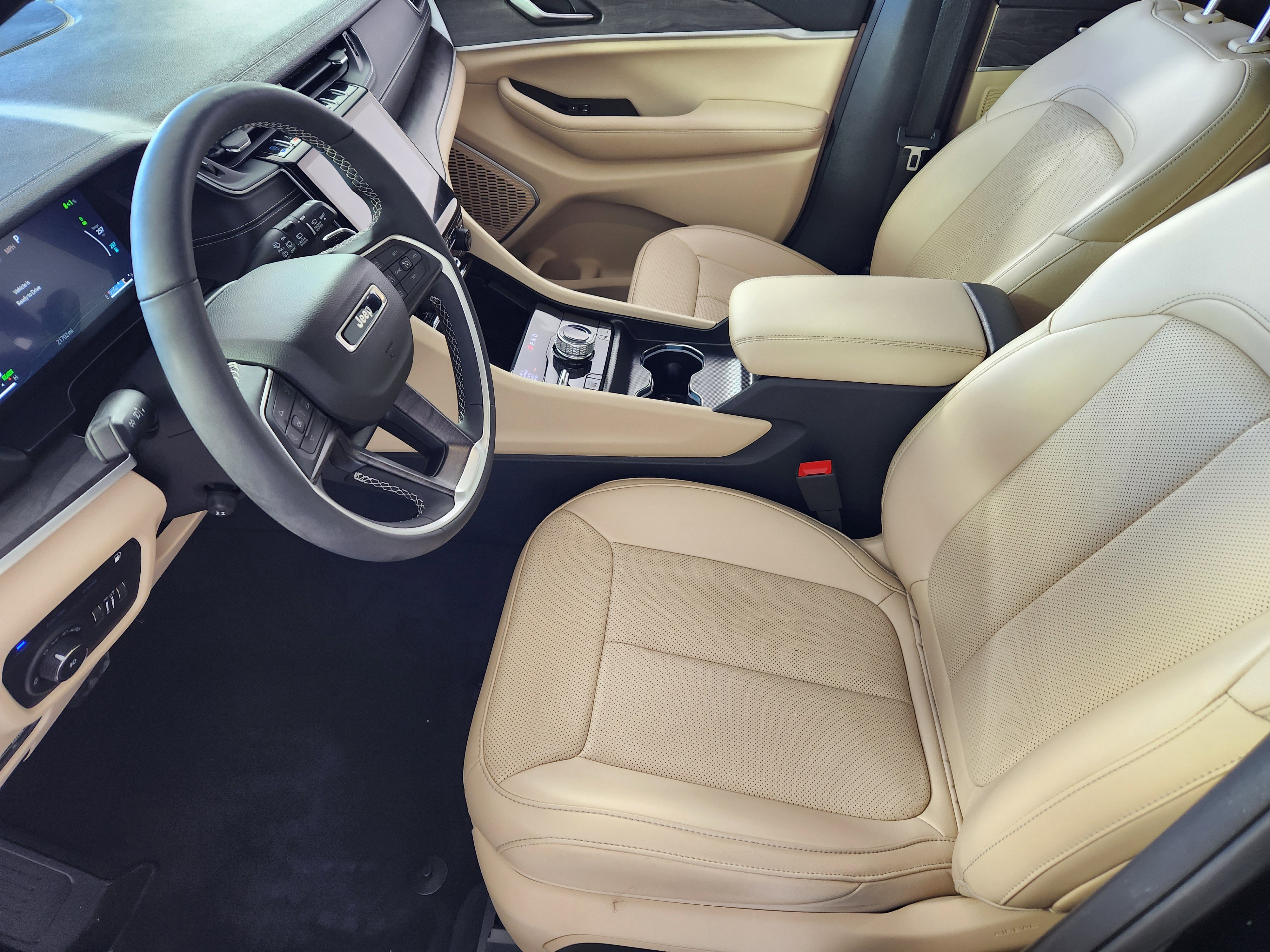 Used 2024 Jeep Grand Cherokee Limited 4xe w/ Luxury Tech Group II image 12