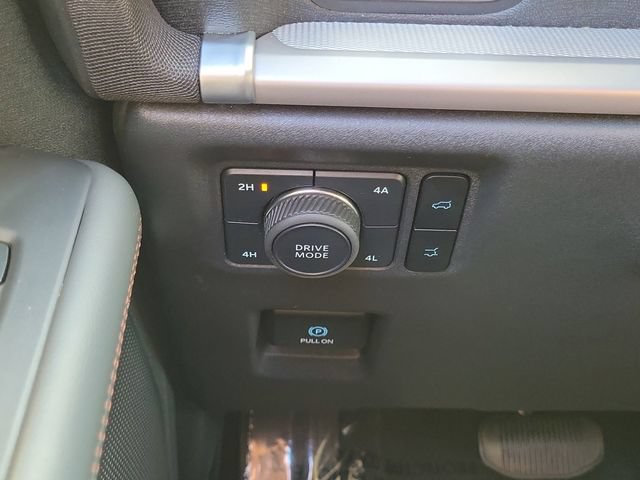 Certified 2025 Ford Expedition Active AWD/4WD image 13