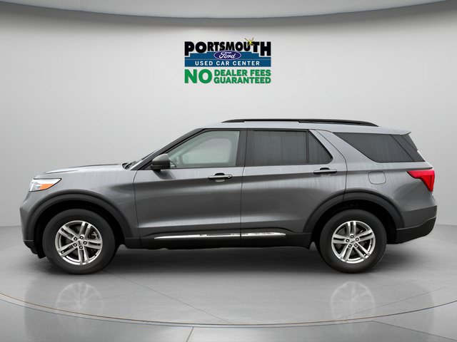 Certified 2022 Ford Explorer XLT w/ Equipment Group 202A AWD/4WD image 2
