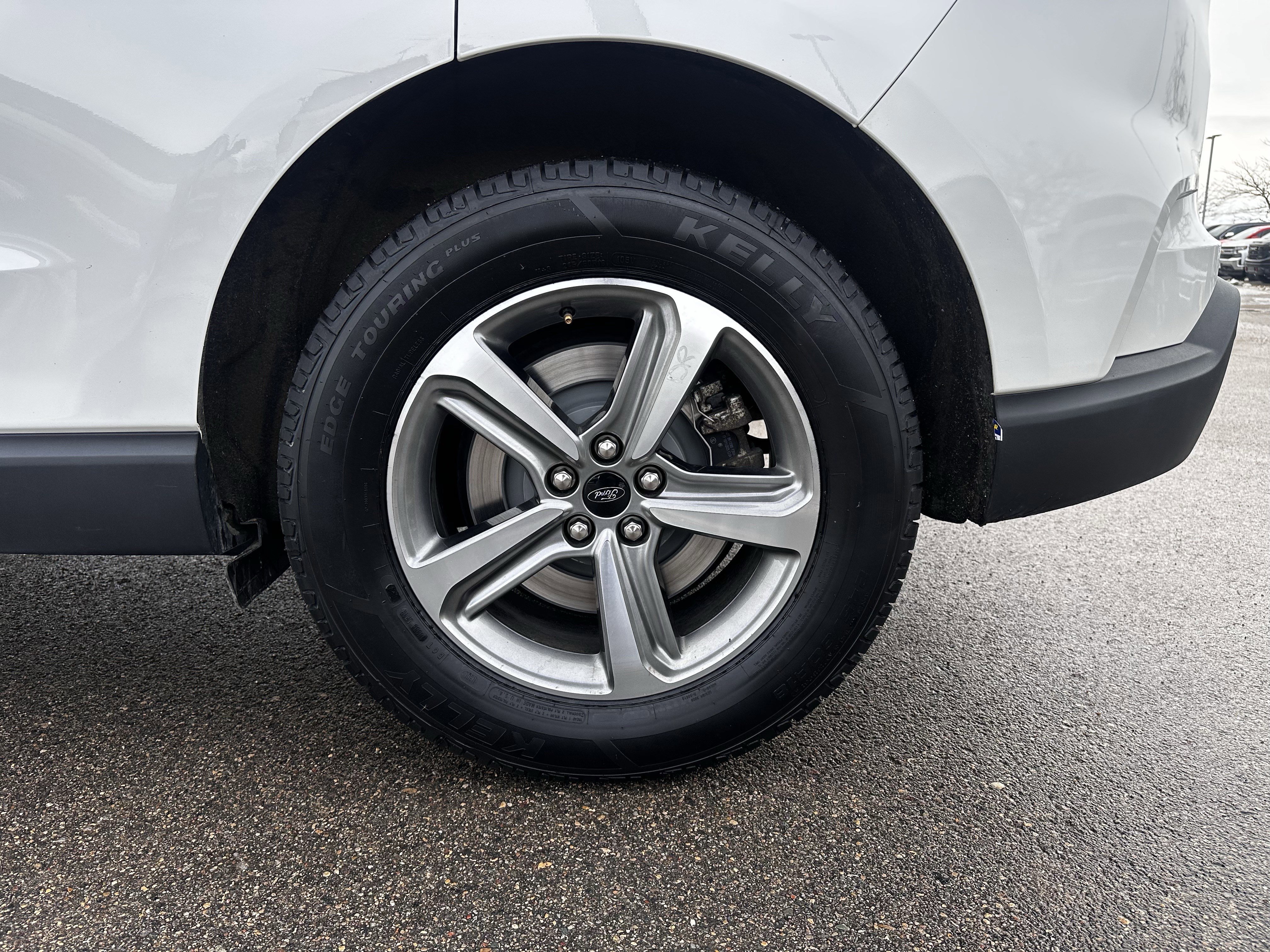 Certified 2024 Ford Edge SEL w/ Convenience Package image 20