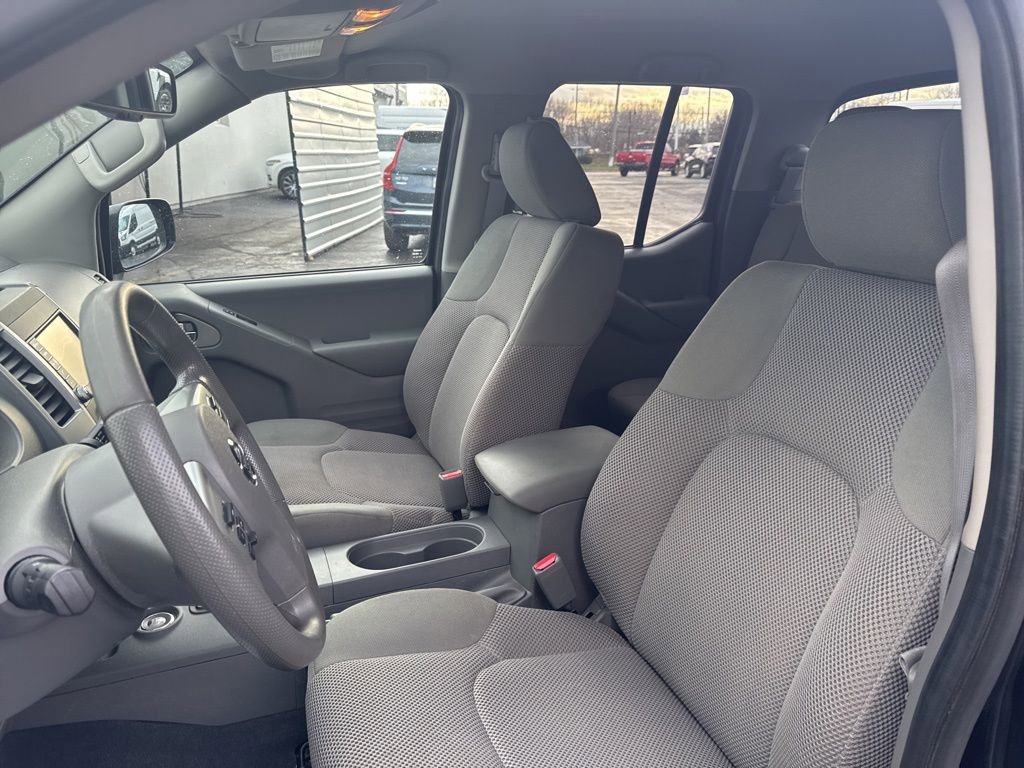 Used 2021 Nissan Frontier SV image 17