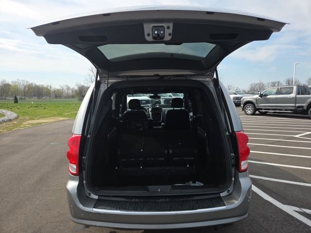 Used 2019 Dodge Grand Caravan GT FWD image 11
