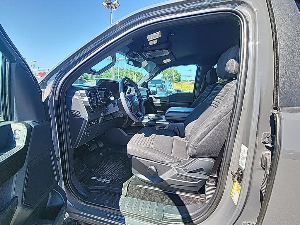 Certified 2021 Ford F150 XL w/ STX Appearance Package AWD/4WD image 10
