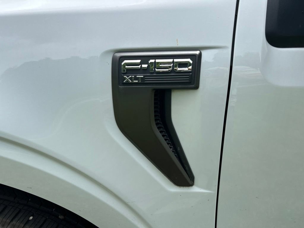 Certified 2022 Ford F150 XLT w/ Equipment Group 302A High AWD/4WD image 4