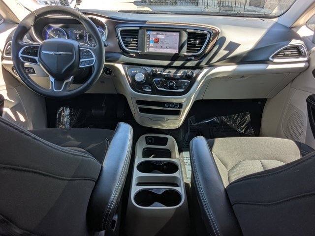 Used 2023 Chrysler Voyager LX FWD image 27