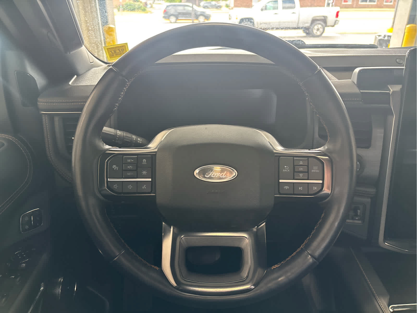 Certified 2024 Ford Expedition Platinum AWD/4WD image 9