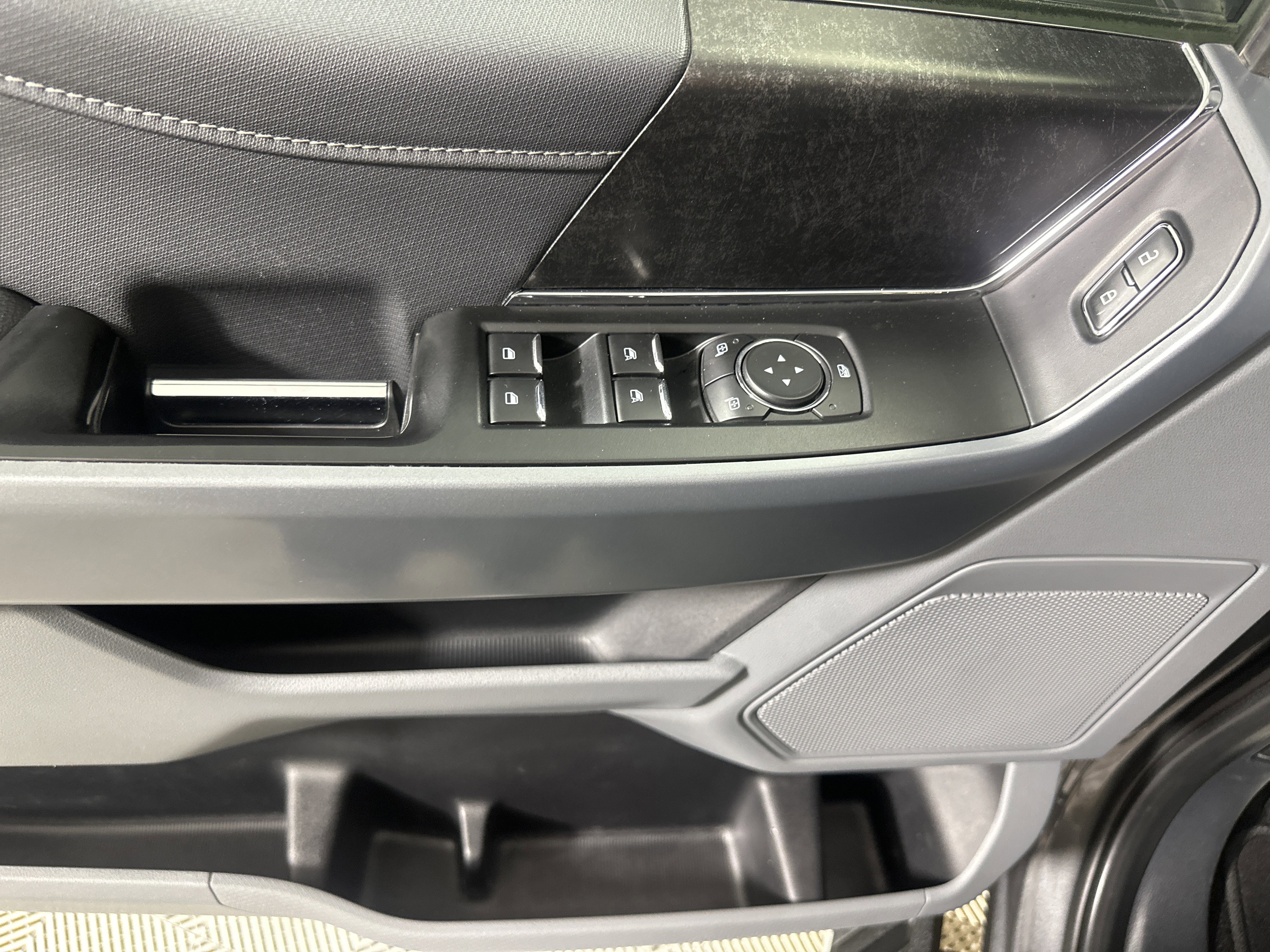 Certified 2022 Ford F150 XLT w/ Equipment Group 302A High image 11