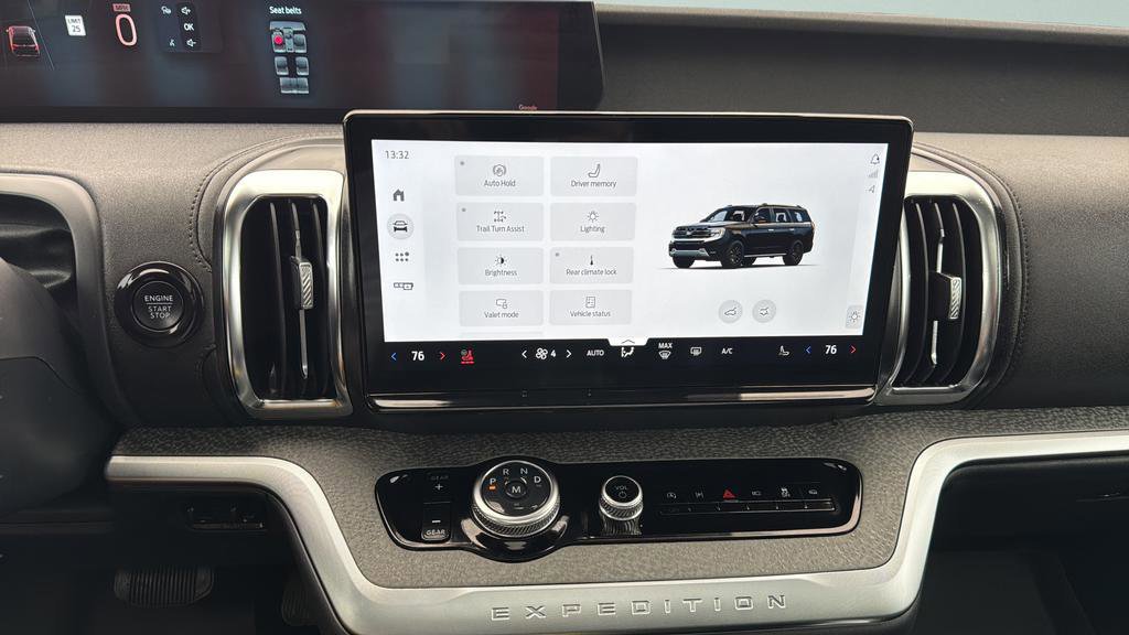 Certified 2025 Ford Expedition Tremor AWD/4WD image 16