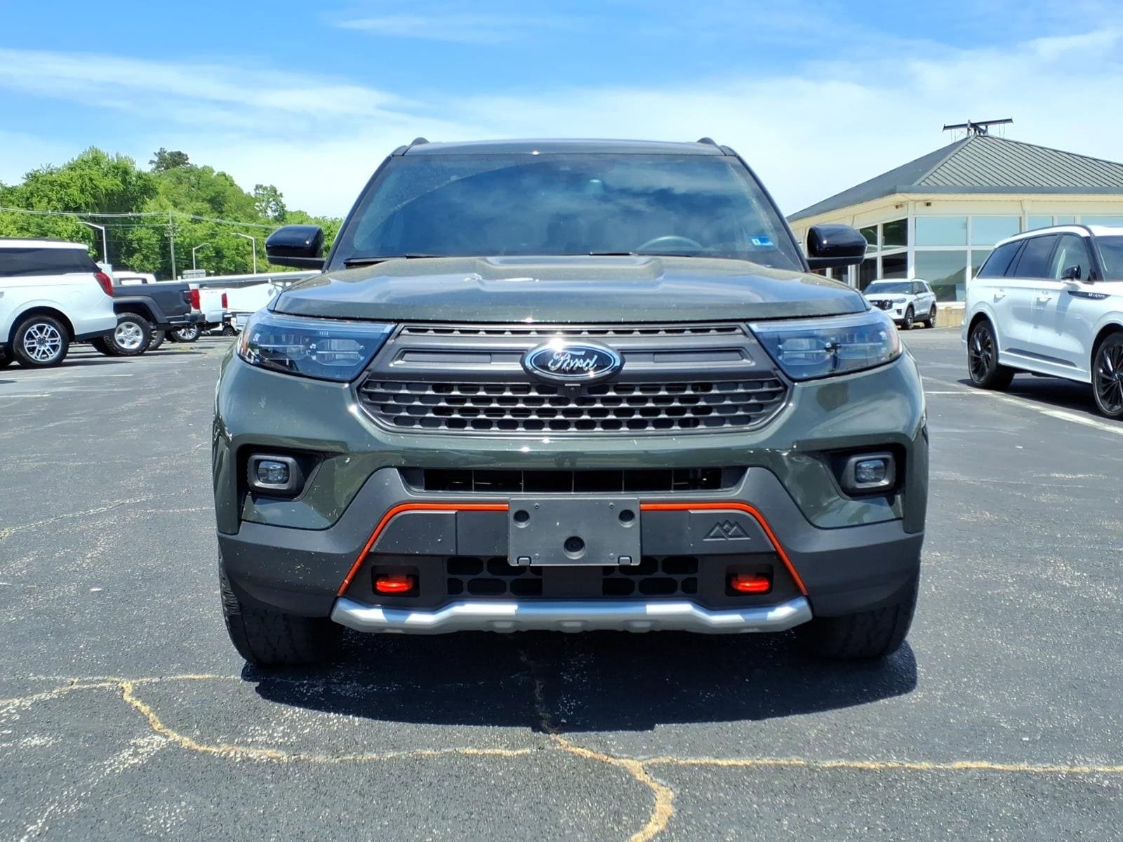Certified 2024 Ford Explorer Timberline w/ Timberline Technology Package AWD/4WD image 3