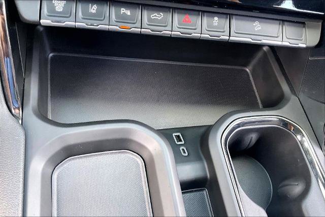 Used 2024 GMC Sierra 2500 AT4 w/ AT4 Premium Plus Package AWD/4WD image 33