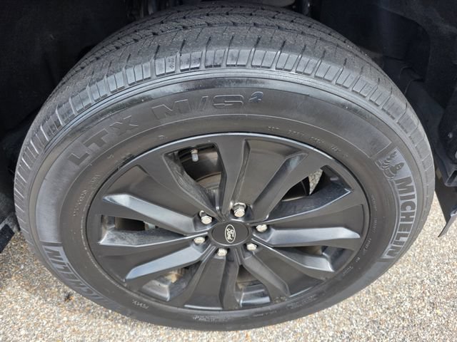 Certified 2020 Ford F150 Lariat RWD image 12