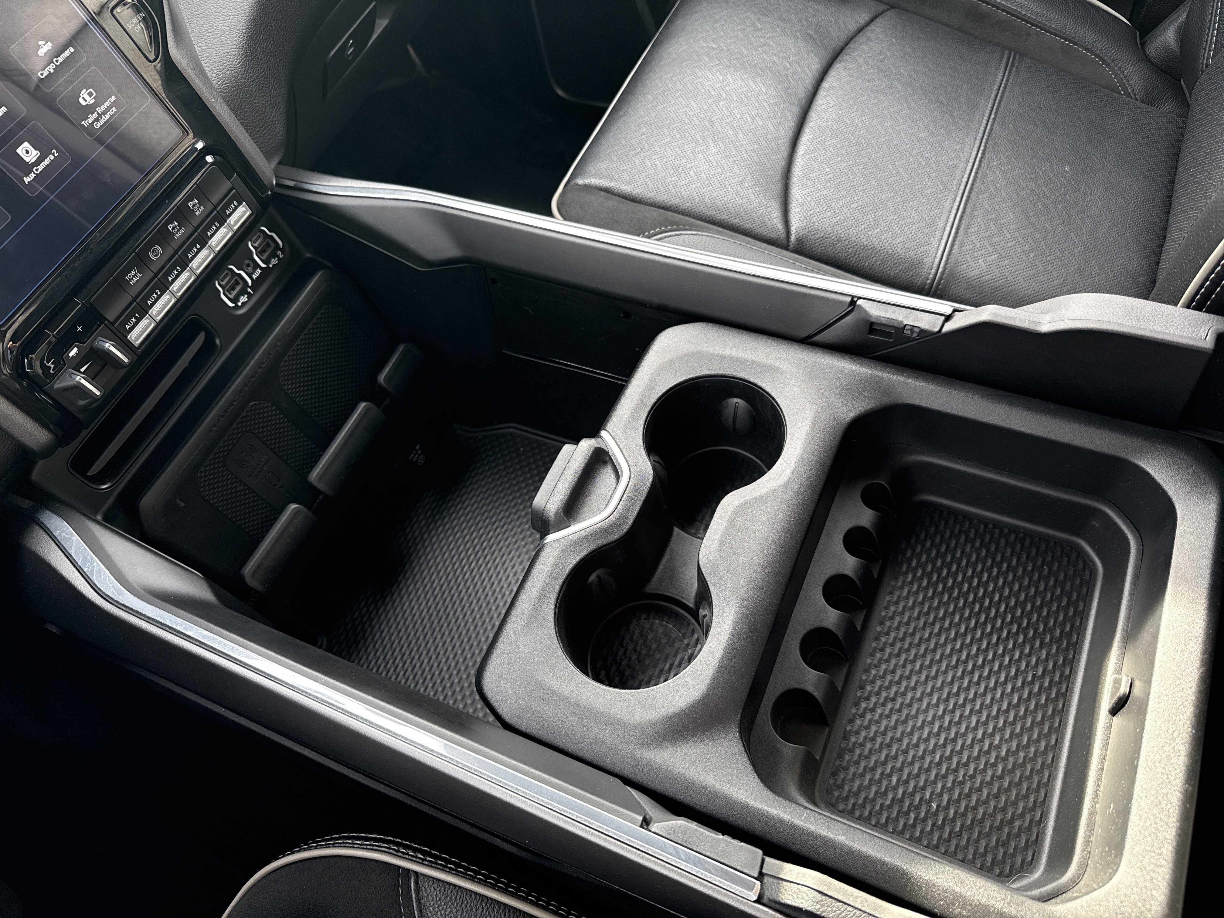 Used 2023 RAM 3500 Laramie image 26