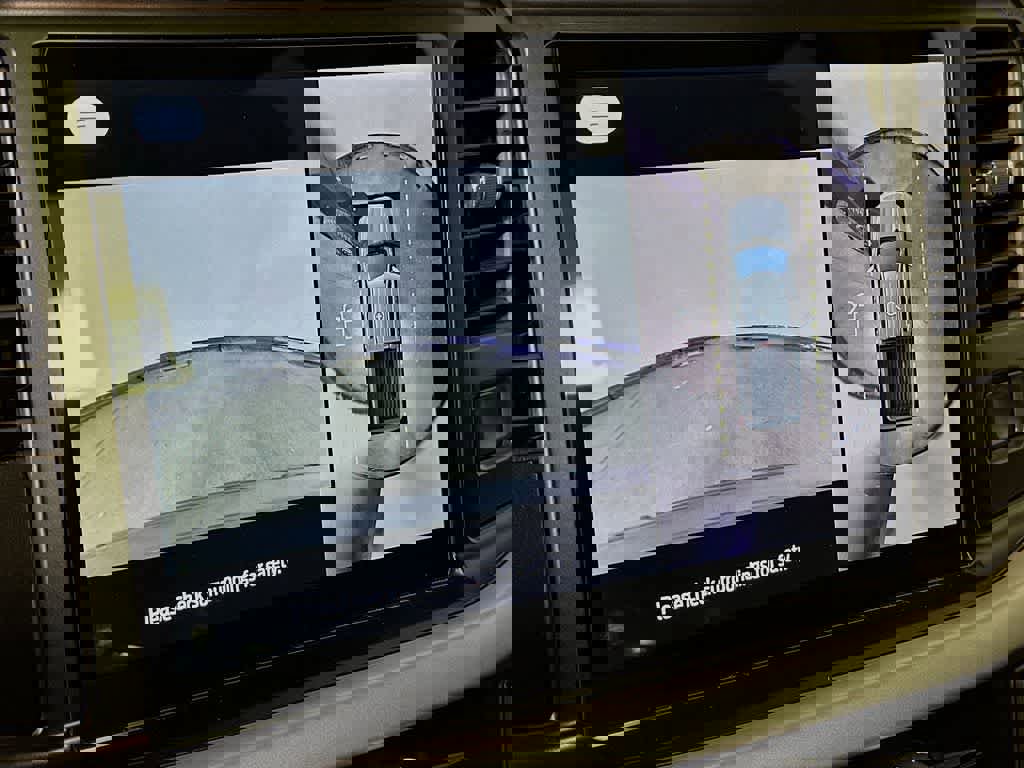 Certified 2023 Ford F150 Lightning XLT image 29