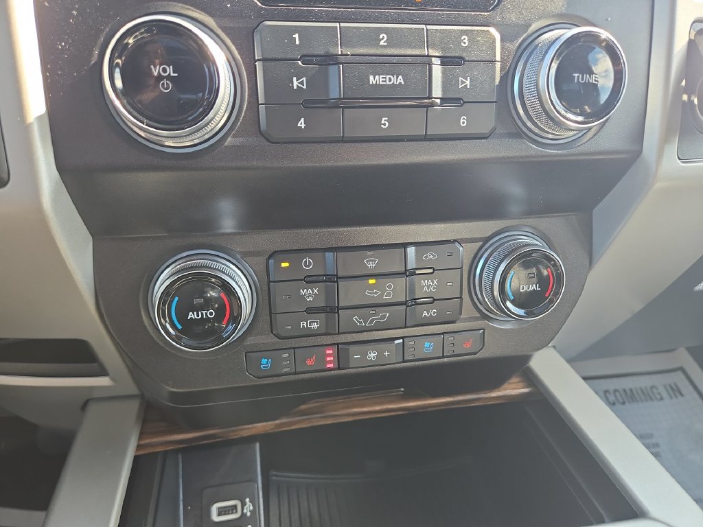 Certified 2020 Ford F150 Lariat w/ Equipment Group 502A Luxury AWD/4WD image 11