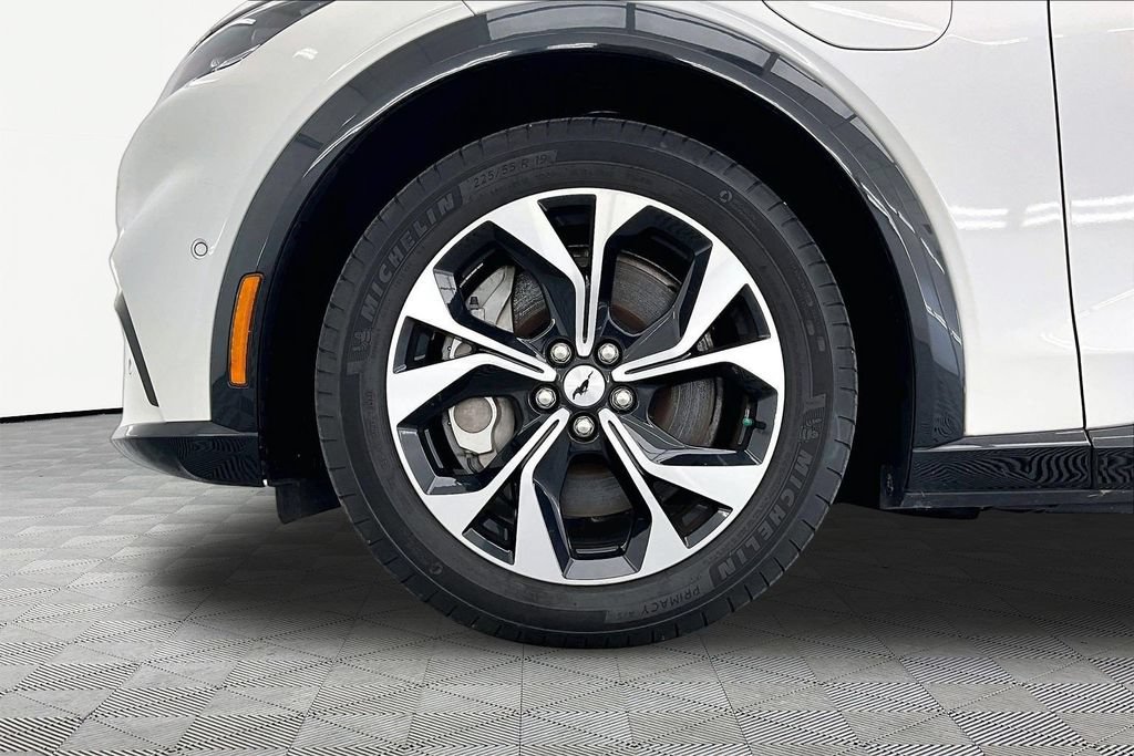 Certified 2023 Ford Mustang Mach-E Premium AWD/4WD image 9