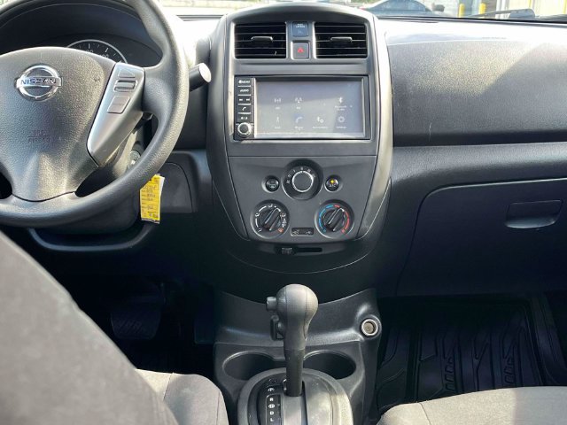 Used 2019 Nissan Versa S Plus FWD image 15