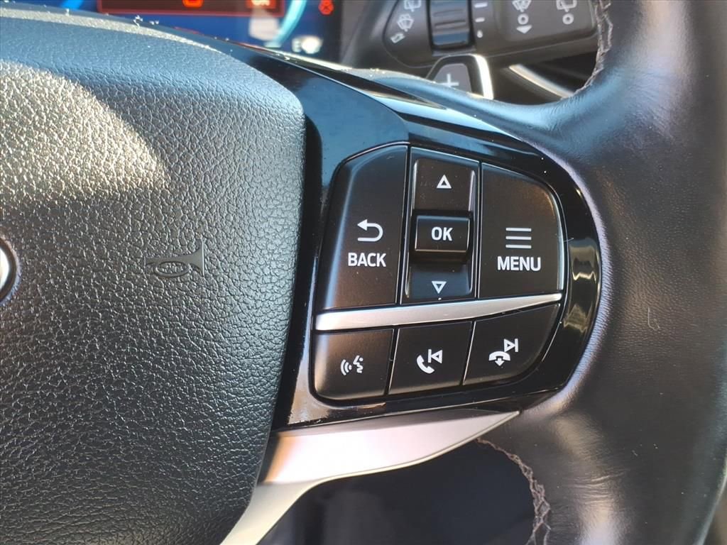 Certified 2021 Ford Explorer Platinum w/ Equipment Group 601A image 27