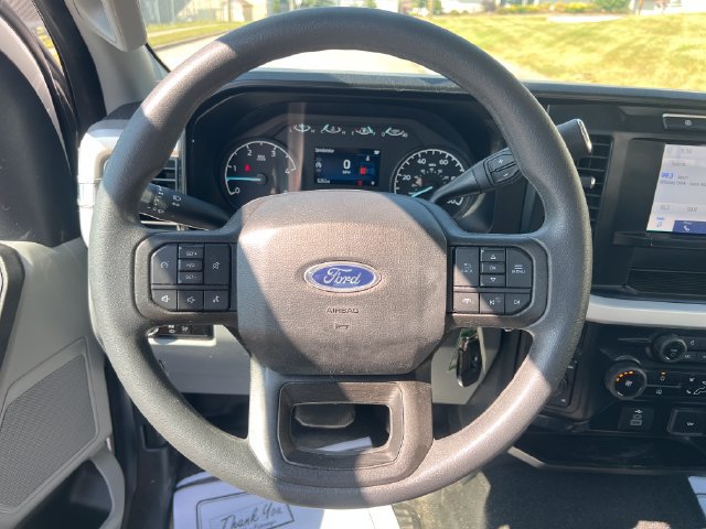 Certified 2024 Ford F350 XL w/ Snow Plow/Camper Package AWD/4WD image 15