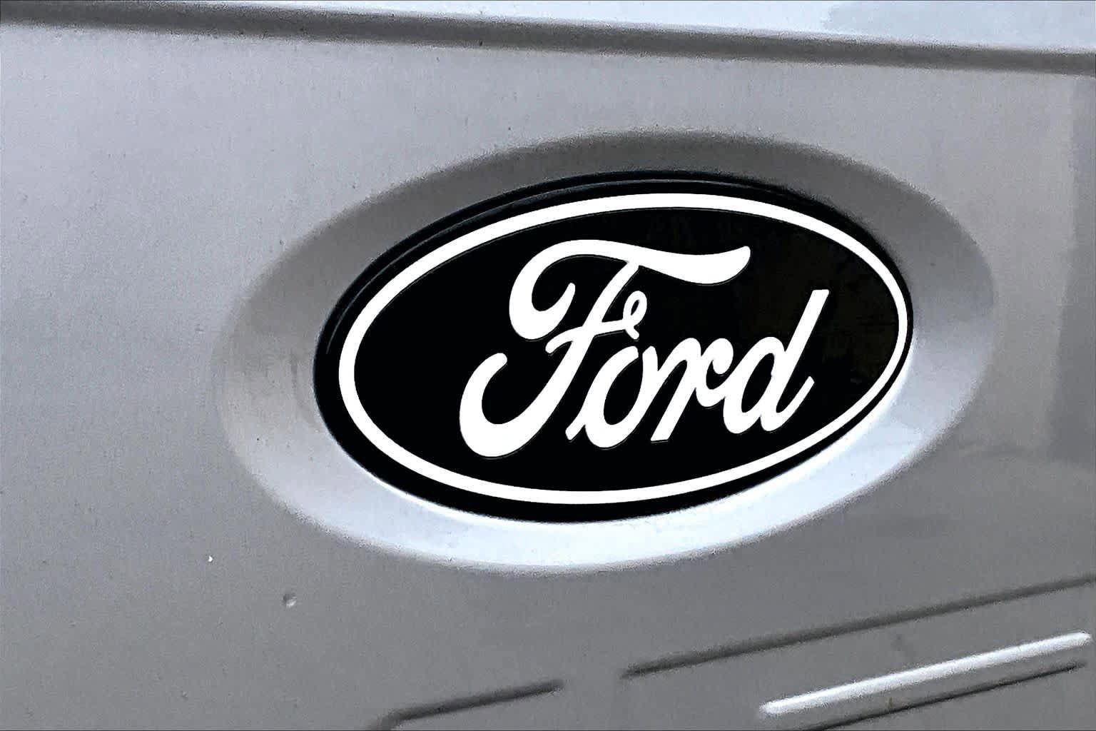 Certified 2024 Ford F150 XLT w/ Equipment Group 302A MID AWD/4WD image 31