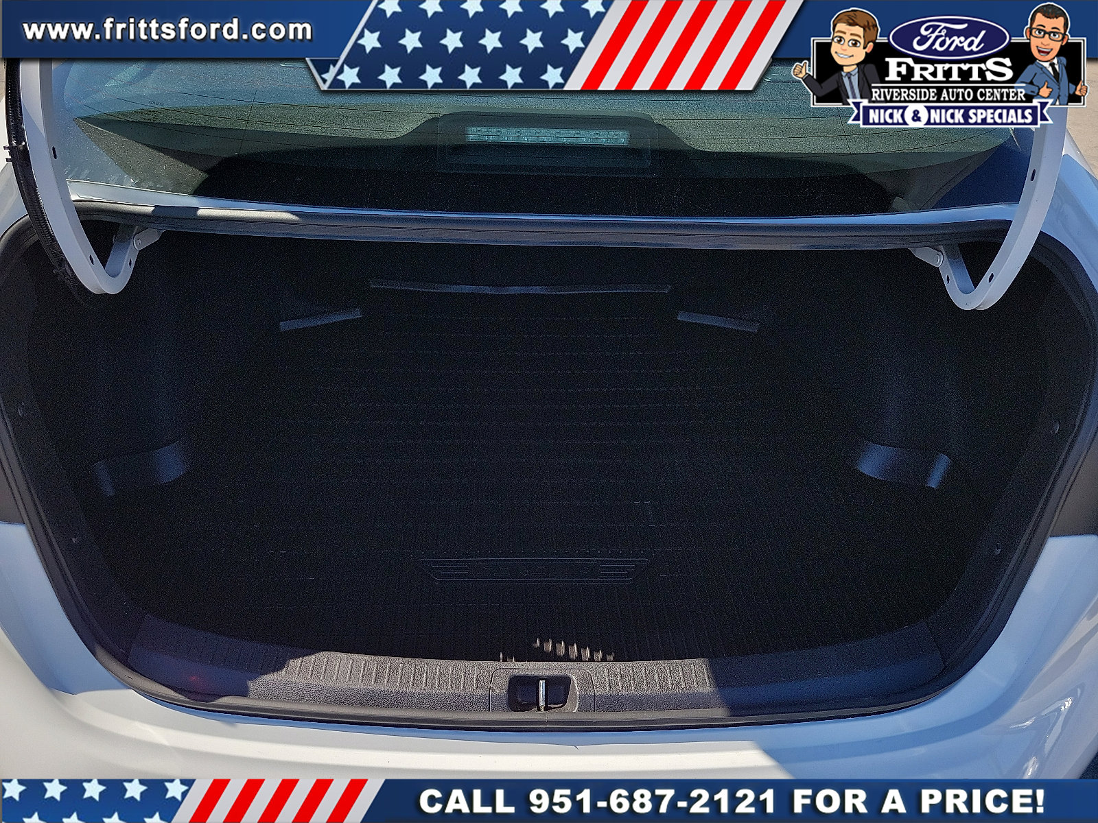 Used 2024 Toyota Corolla LE FWD image 17