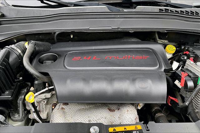 Used 2018 Jeep Renegade Altitude w/ UConnect 8.4 Nav Group image 34